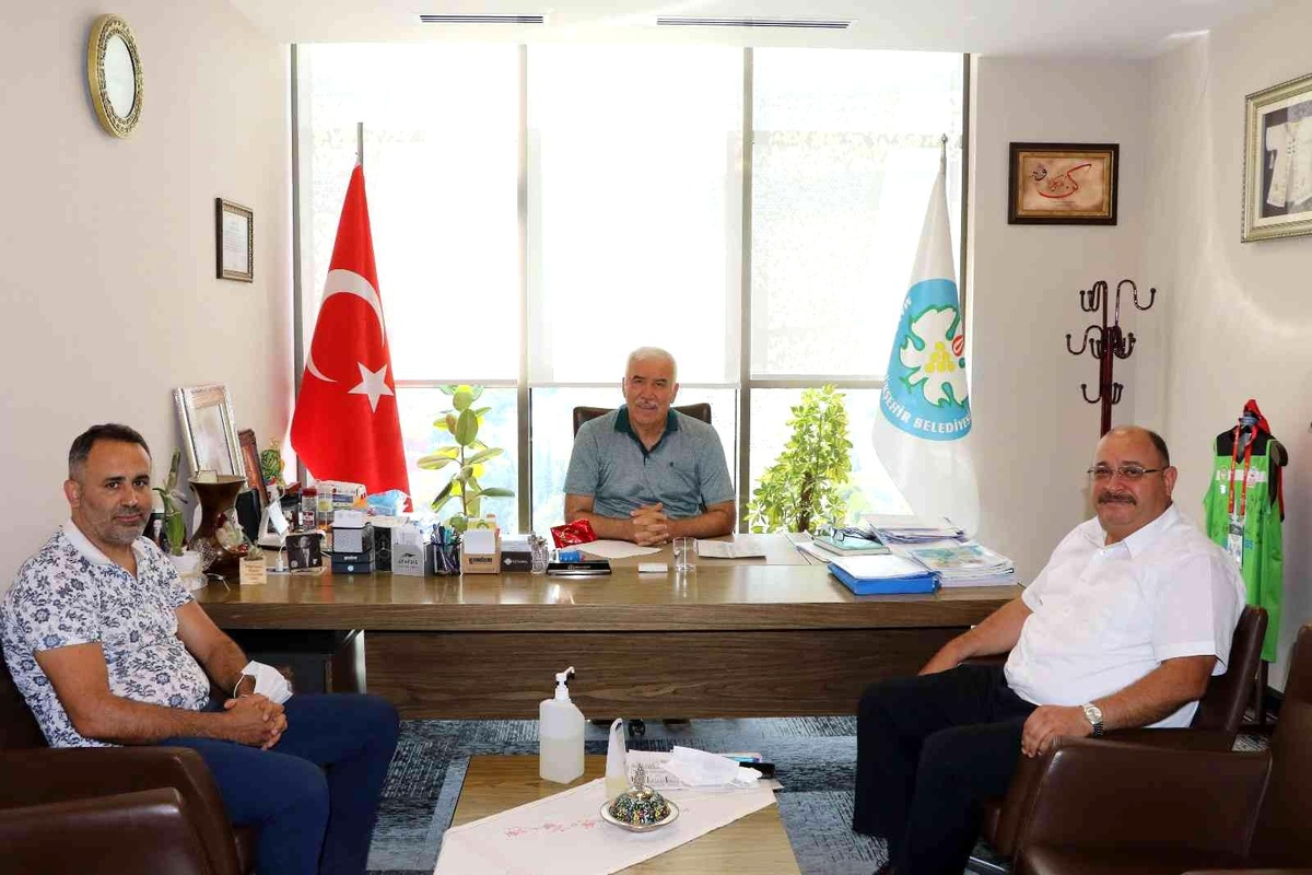 Manisa Büyükşehir Belediyesi, spor tesislerini amatöre açacak