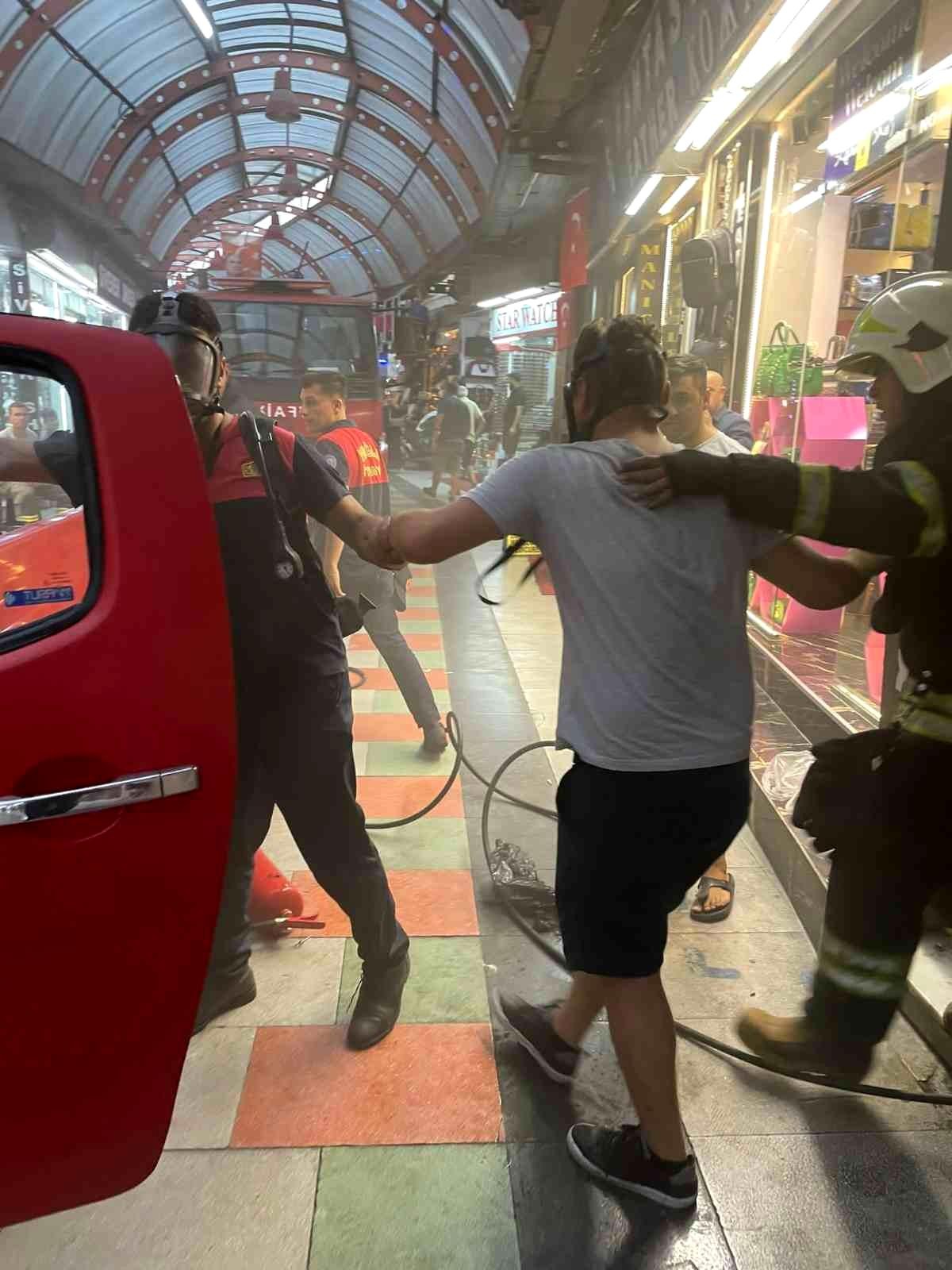 Marmaris\'te mutfak tüpü patladı faciadan dönüldü