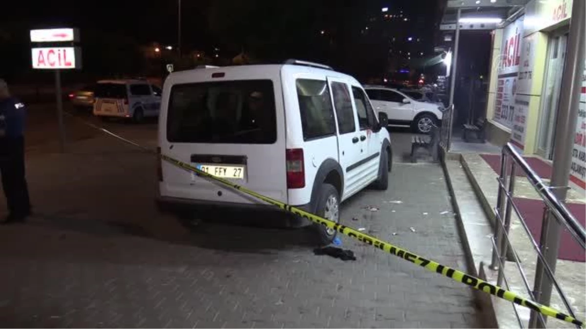 Adana\'da otomobile silahla ateş açılması sonucu 1 kişi ağır yaralandı
