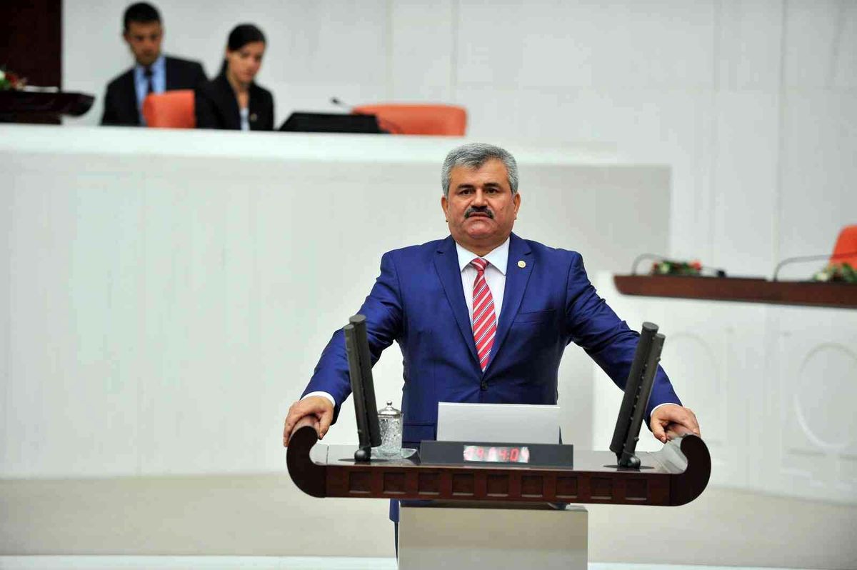 Posbıyık'a yanıt, Çaturoğlu'ndan geldi; 'Tek kelimeyle omurgasızlık'
