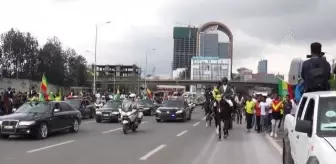 ADDİS ABABA - Dünya Şampiyonası'nda 10 madalya alan Etiyopyalı atletler kahramanlar gibi karşılandı