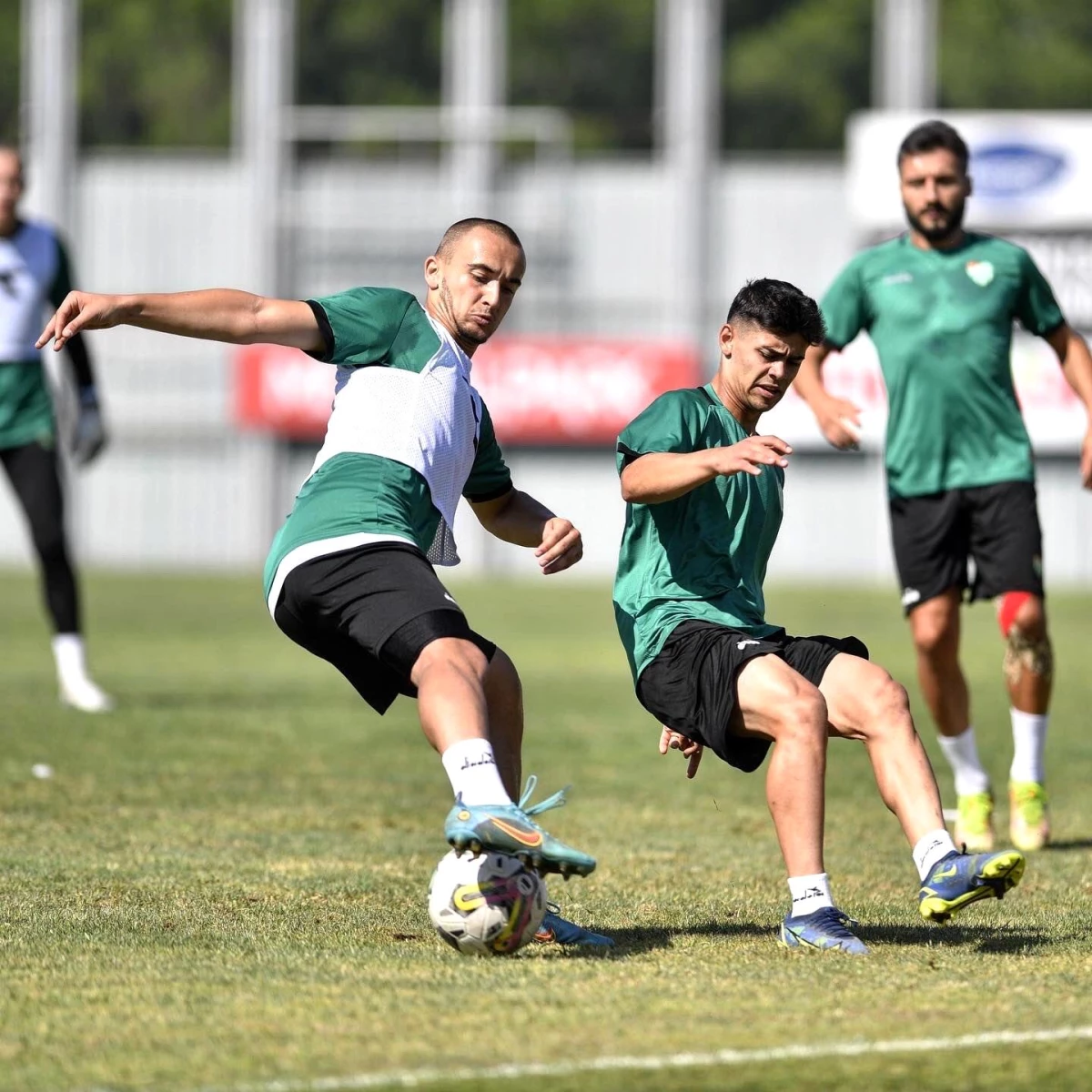 Bursaspor\'da yeni sezon hazırlıkları sürüyor