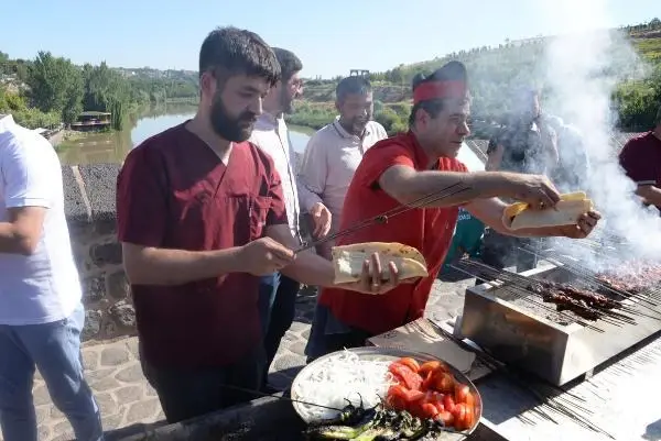 Kahvaltıda bile tüketilen 'Ciğer kebabı' coğrafi işaretle tescillendi! Diyarbakırlılar bayram ediyor