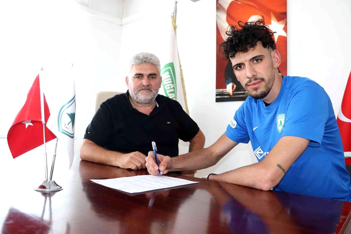 Dev kaleci Muğlaspor\'da