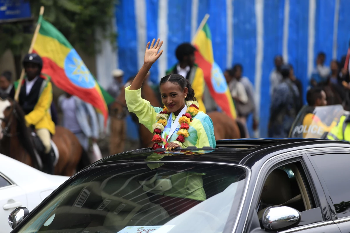 Dünya Şampiyonası\'nda 10 madalya alan Etiyopyalı atletler kahramanlar gibi karşılandı
