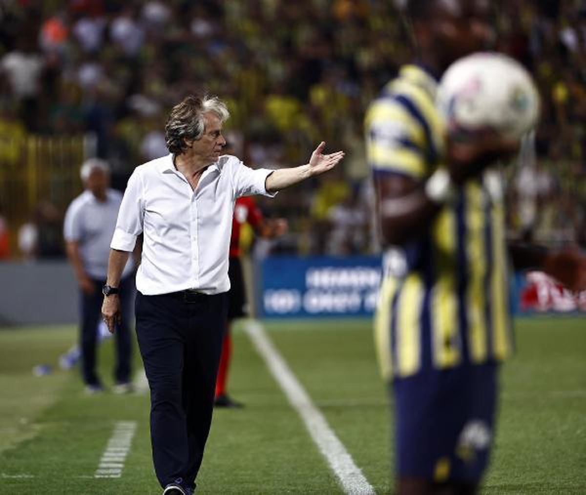 Jorge Jesus\'tan oyuncularına: 10 kişiyle oynadınız, bu hiç kolay değil