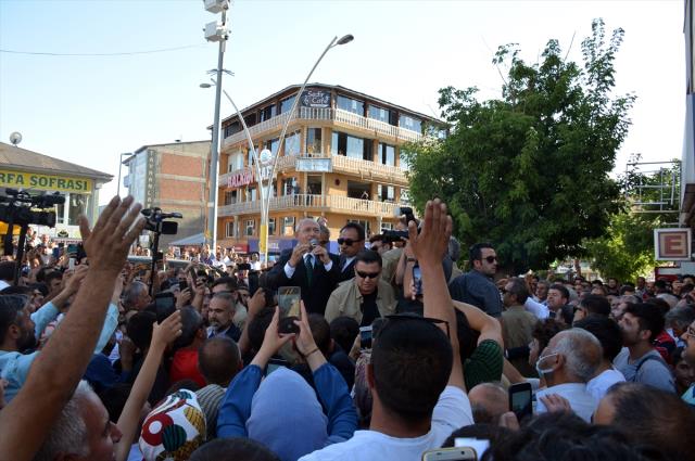 Kılıçdaroğlu, isim vermeden Cumhurbaşkanı Erdoğan'a yüklendi: Beyefendiyi emekli edeceğiz Kılıçdaroğlu, isim vermeden Cumhurbaşkanı Erdoğan'a yüklendi: Beyefendiyi emekli edeceğiz