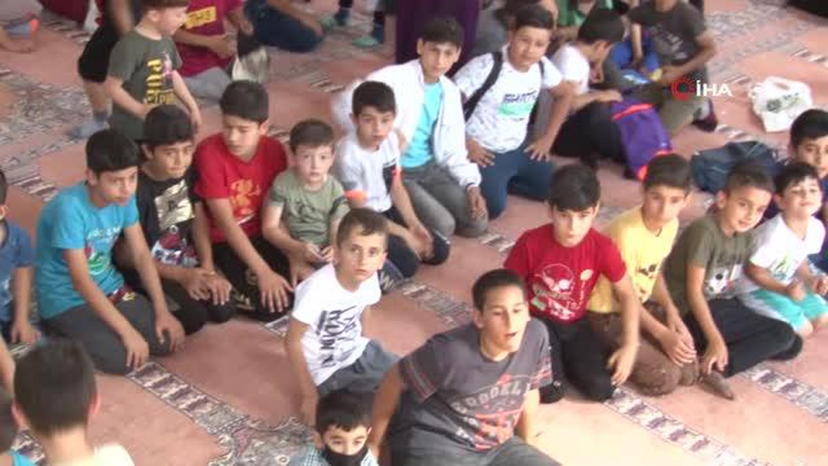 Kur'an kursu miniklerine '112' öğretildi