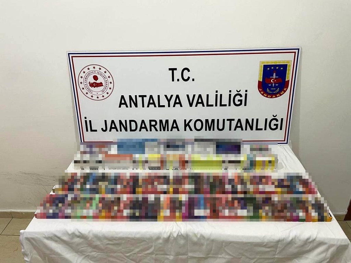 Manavgat\'ta gümrük kaçağı sigara ele geçirdi