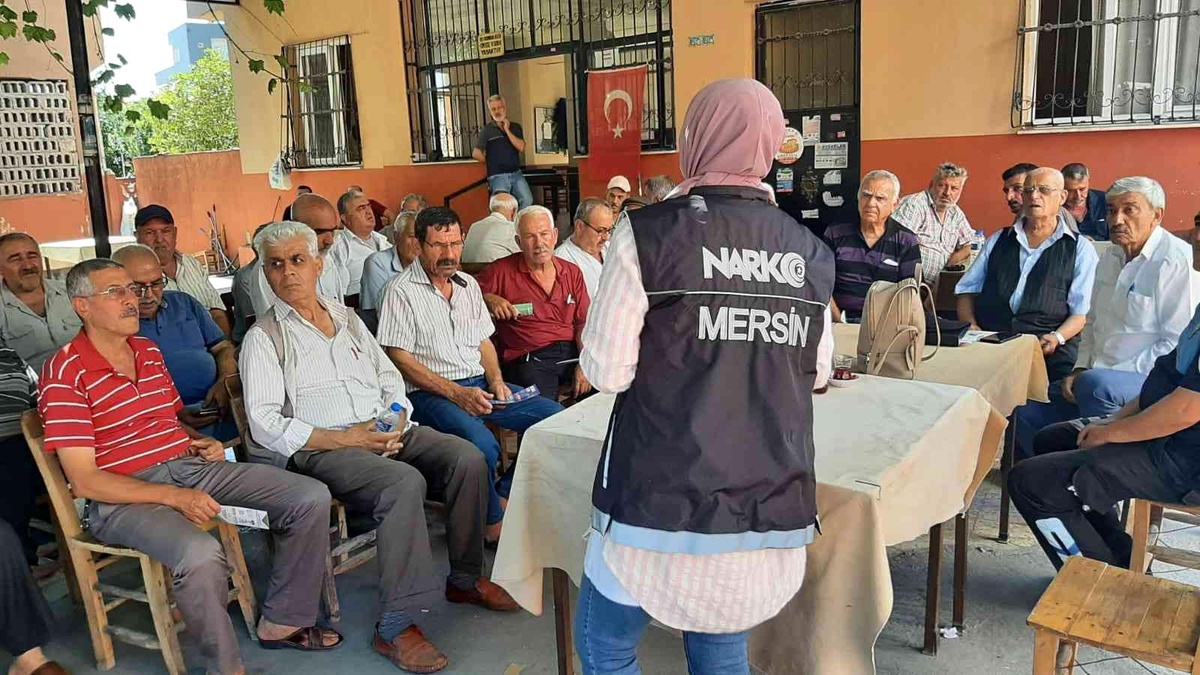 Mersin\'de "En İyi Narkotik Polisi Anne" eğitimi