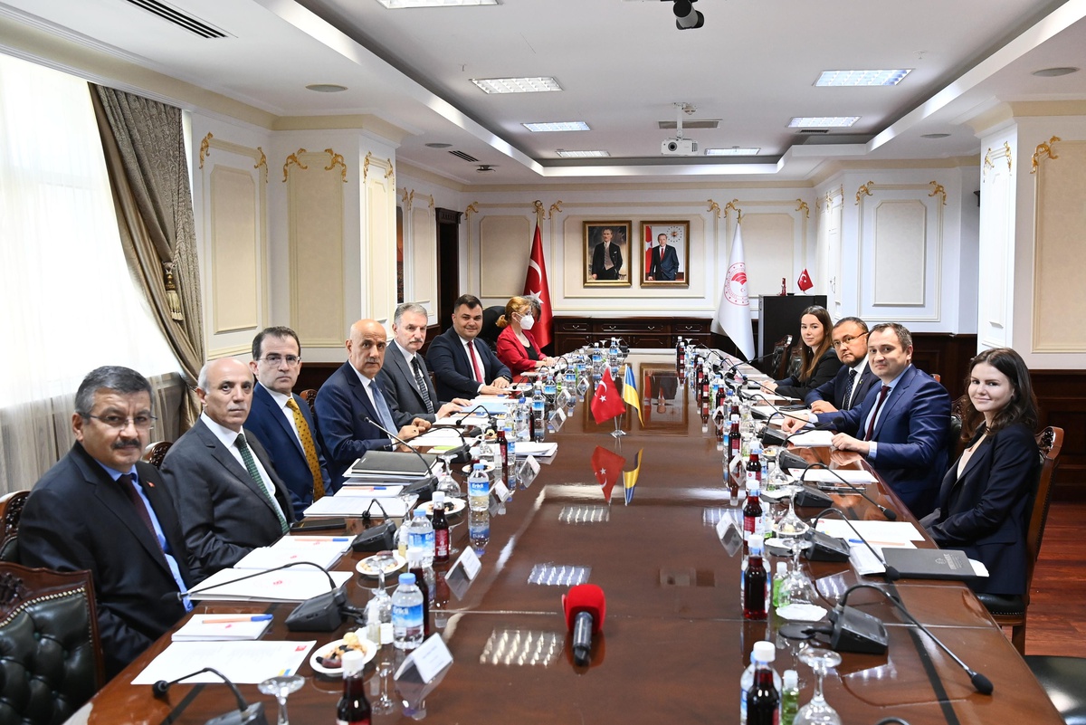 Tarım ve Orman Bakanı Vahit Kirişci, Ukraynalı mevkidaşı Solskyi ile görüştü Açıklaması