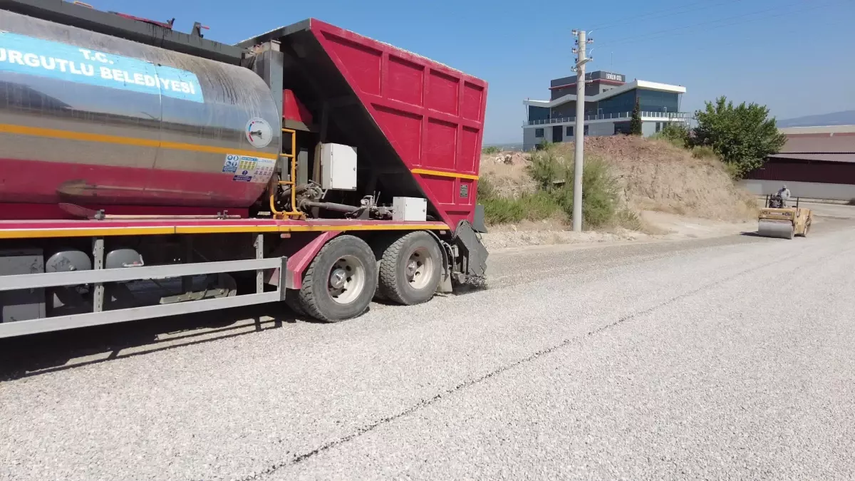 Turgutlu Belediyesinden 20 bin metrekarelik asfalt çalışması