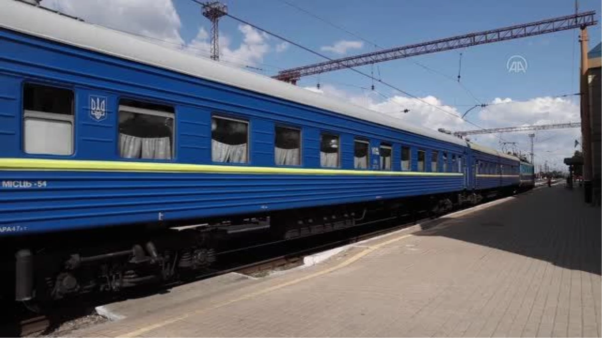 Ukrayna\'da Donetsk bölgesinde insanların tahliye noktası: Pokrovsk Tren İstasyonu