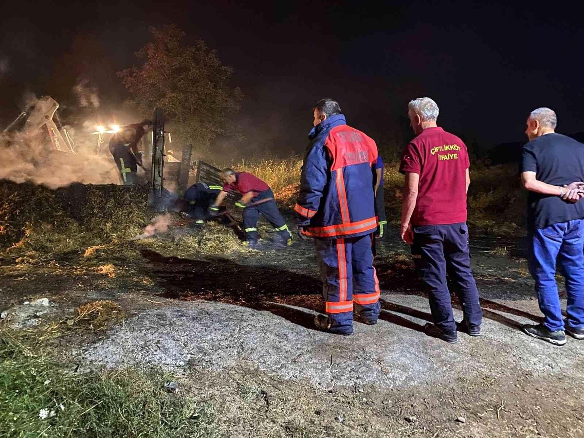Yalova\'da saman yüklü kamyon alevlere teslim oldu