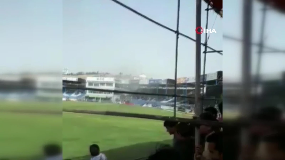 Afganistan\'da stadyumda patlama: 10 yaralı