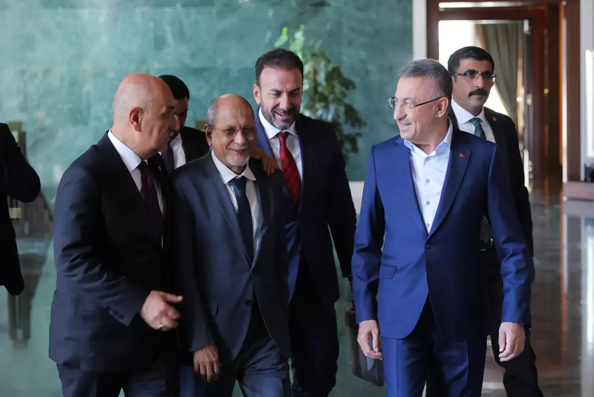 Cumhurbaşkanı Yardımcısı Oktay, Moritanya Balıkçılık ve Deniz Ekonomisi Bakanı Maiev'i kabul etti