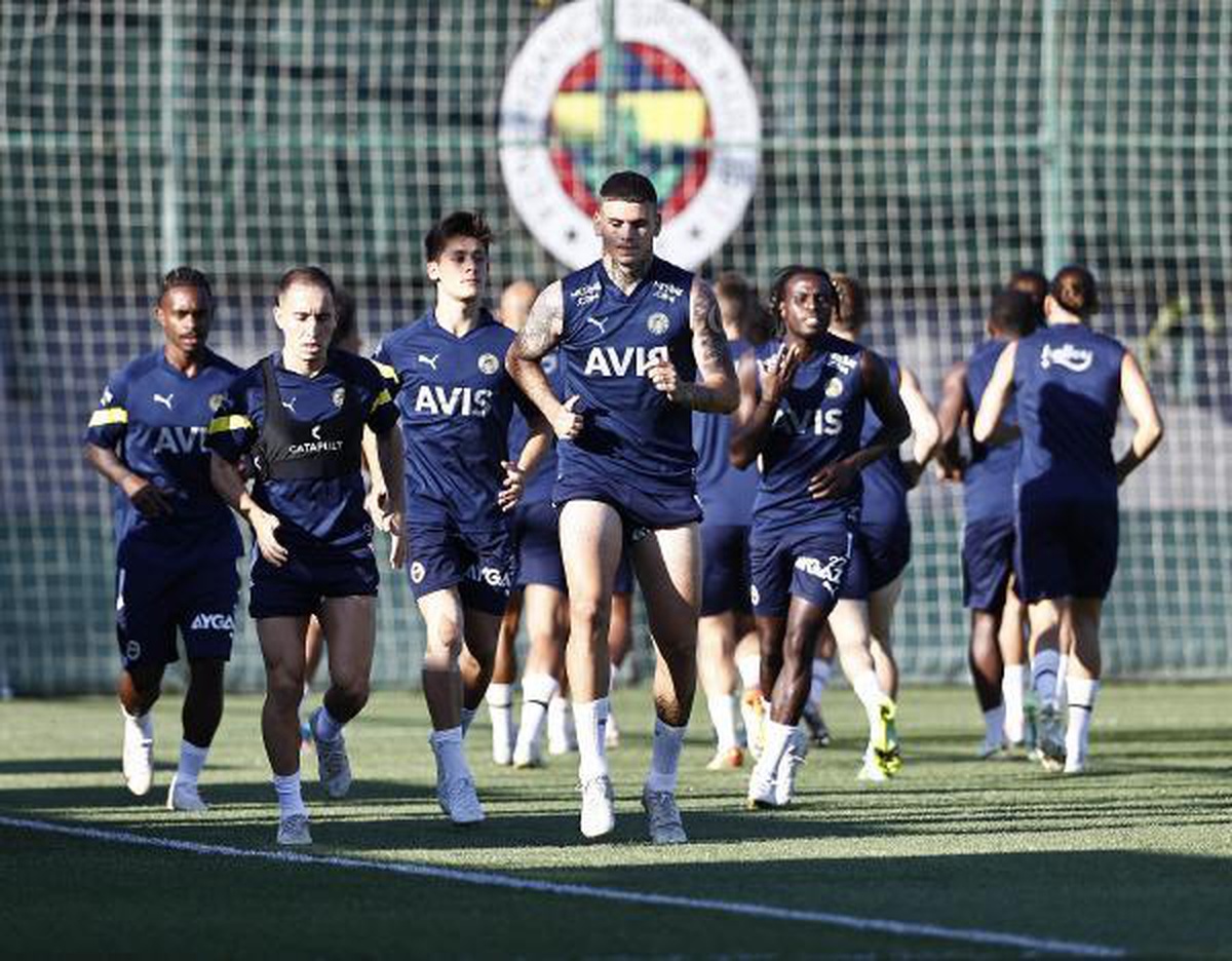 Fenerbahçe, Slovacko maçı hazırlıklarına başladı