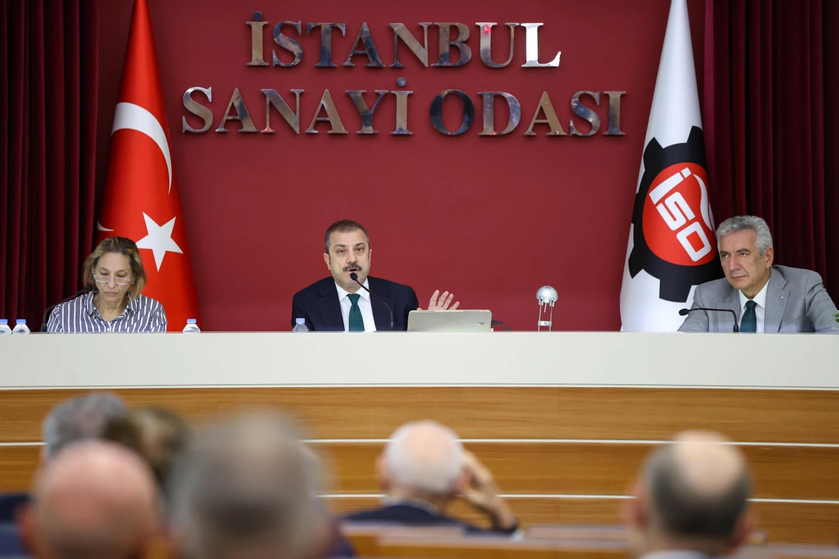 İSO toplantısında TCMB Başkanı Kavcıoğlu ile sanayiciler arasında yaşanan "stokçuluk" tartışması sonucu gergin anlar yaşandı