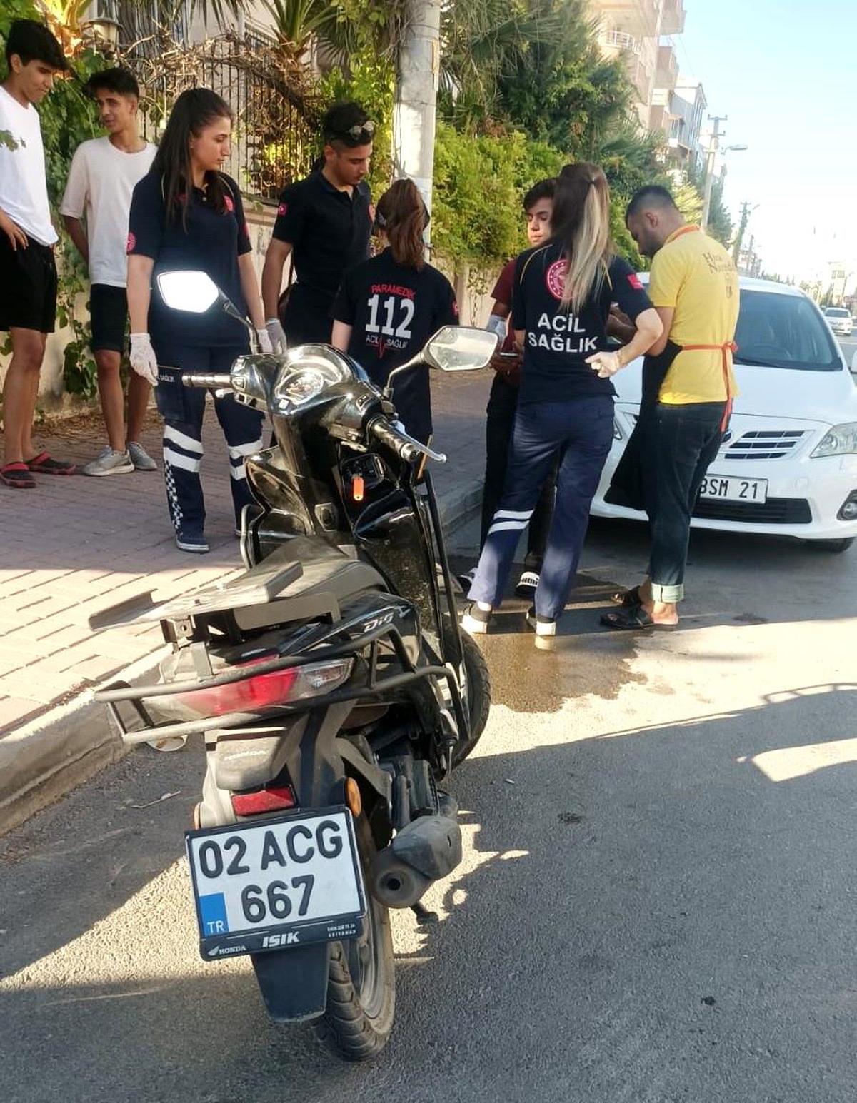 Otomobil ile motosiklet çarpıştı: 1 yaralı