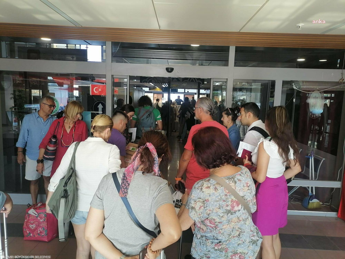 Tüik: Turizm Geliri Geçen Yılın Aynı Çeyreğine Göre Yüzde 190,2 Arttı