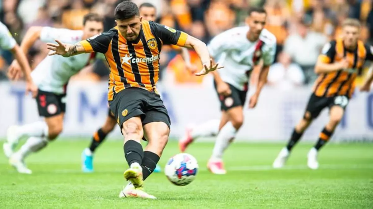 Acun Ilıcalı\'nın takımı Hull City lige güzel başladı! Yeni transfer Ozan Tufan ilk karşılaşmasında adeta şov yaptı