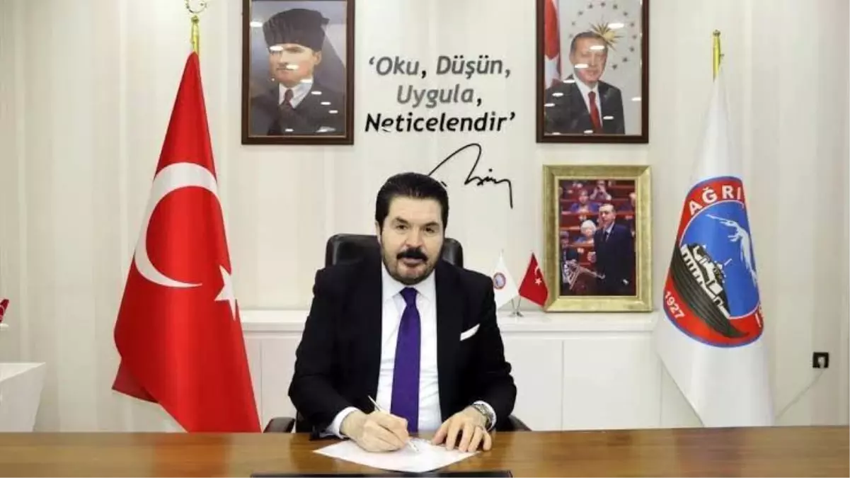 Başkan Sayan: "Terörün hedefinde olan bir başkanınızım"