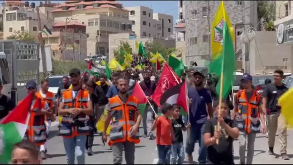 Batı Şeria'da İsrail güçlerince vurularak öldürülen Filistinli çocuğun cenazesi