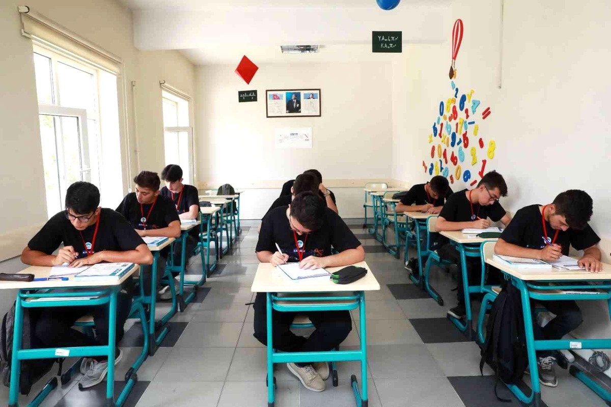 Büyükşehirden matematik kampı
