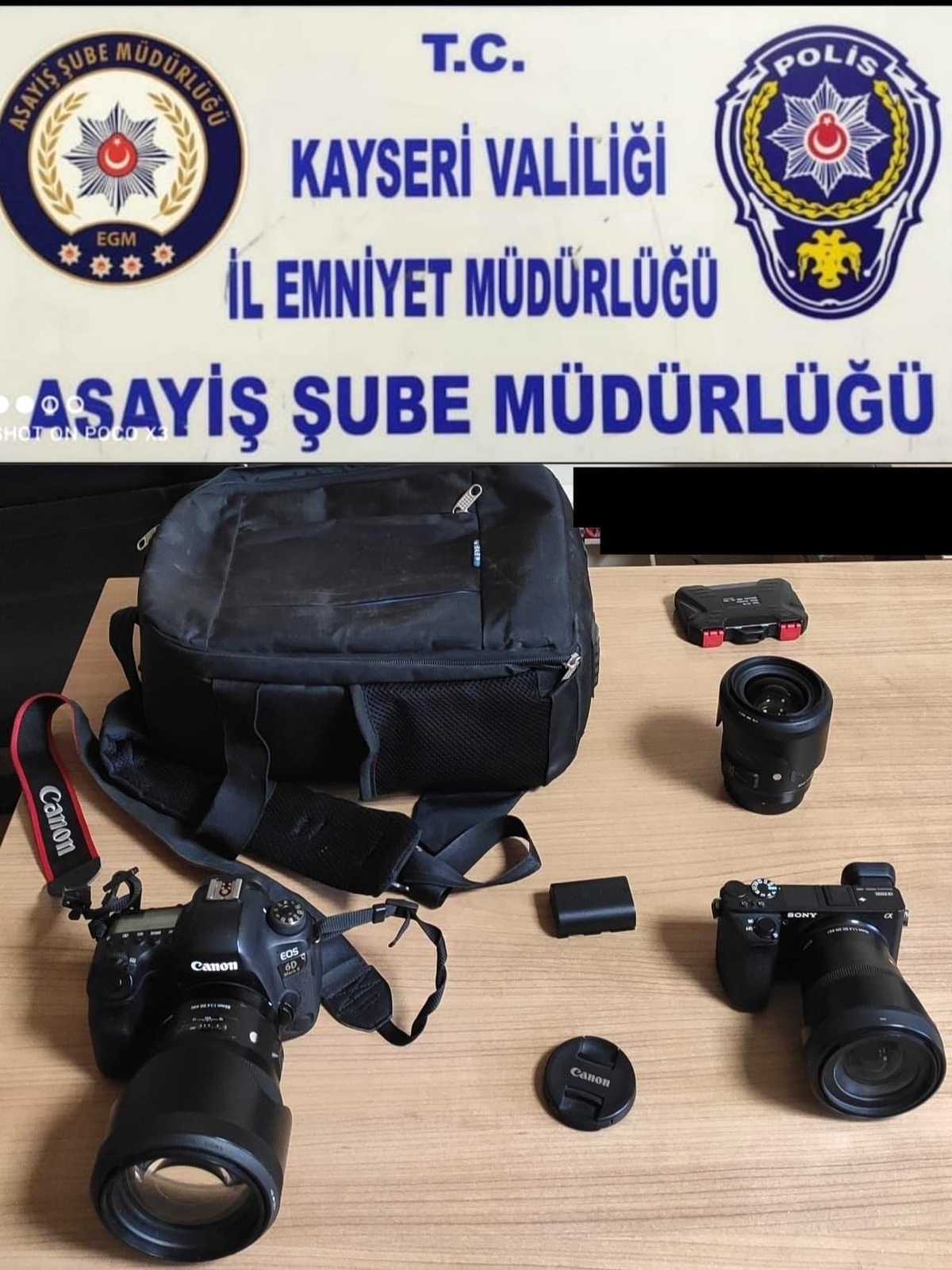 Çalınan fotoğraf makineleri bulundu