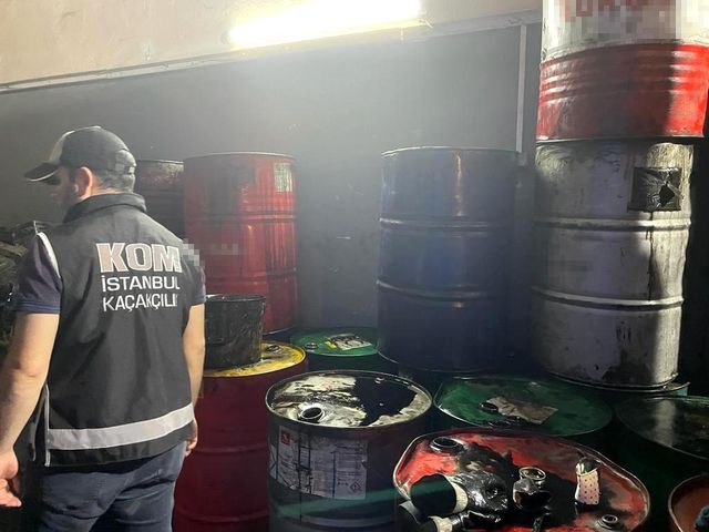 KOM'un İstanbul'da düzenlediği operasyonda 88 bin 500 litre kaçak yakıt ele geçirildi