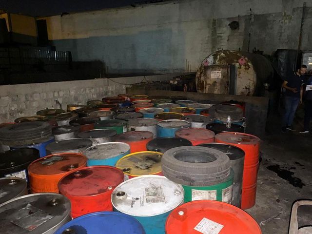 KOM'un İstanbul'da düzenlediği operasyonda 88 bin 500 litre kaçak yakıt ele geçirildi