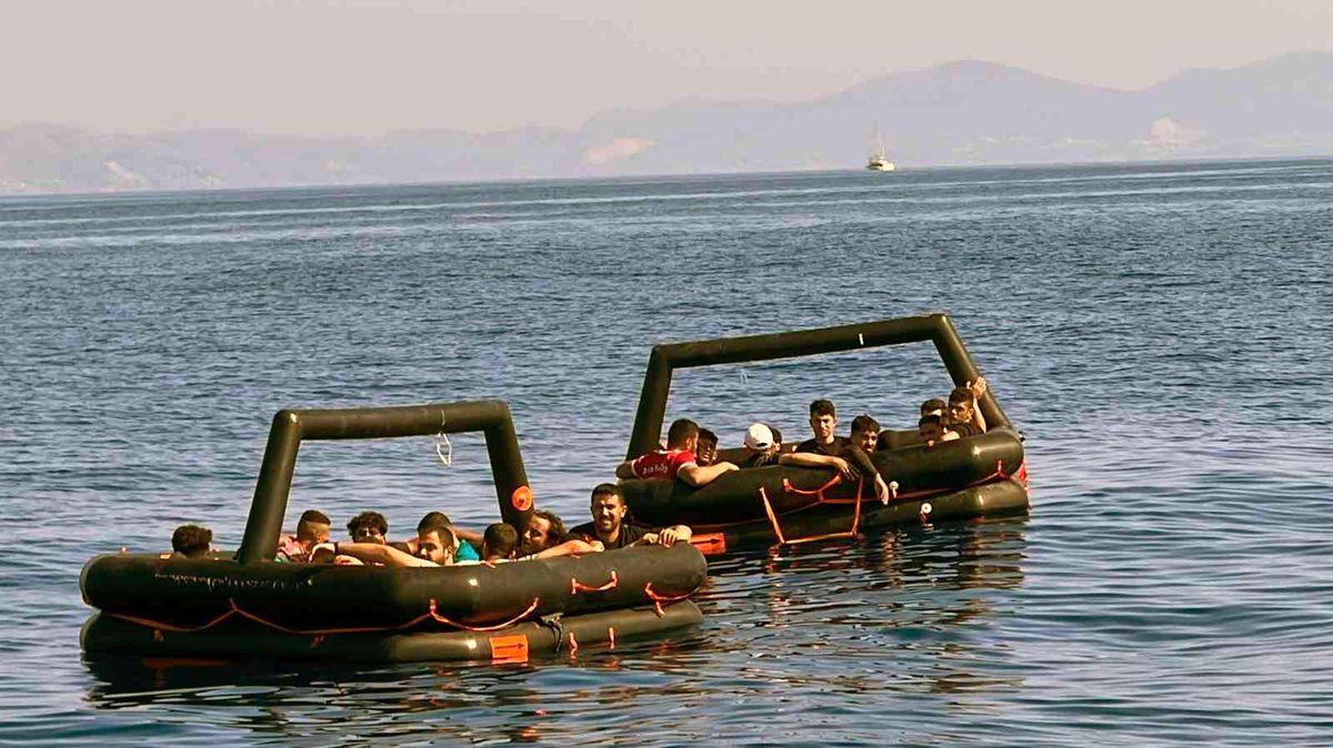 Marmaris ve Datça\'da 101 göçmen kurtarıldı