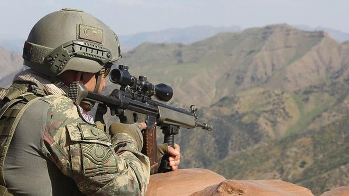Barış Pınarı bölgesinde 13 terörist etkisiz hale getirildi! Milli Savunma Bakanlığı: Kendilerini bekleyen sondan kaçış yok