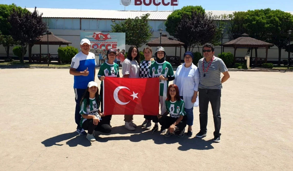 Alaçamspor bocce takımı Türkiye\'yi temsil edecek