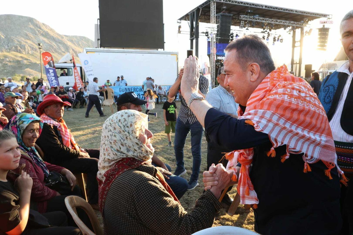 Başkan Muhittin Böcek, Günnercik Yayla Şenliği\'ne Katıldı