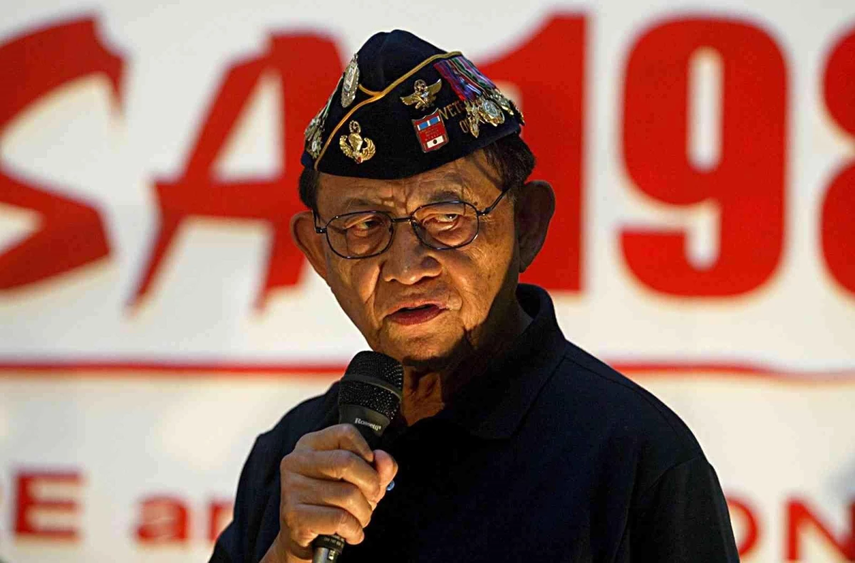 Eski Filipinler Devlet Başkanı Ramos hayatını kaybetti