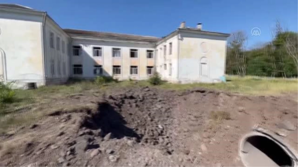 Harkiv kentinin doğusundaki bir okul bombardıman sonrası ağır hasar aldı