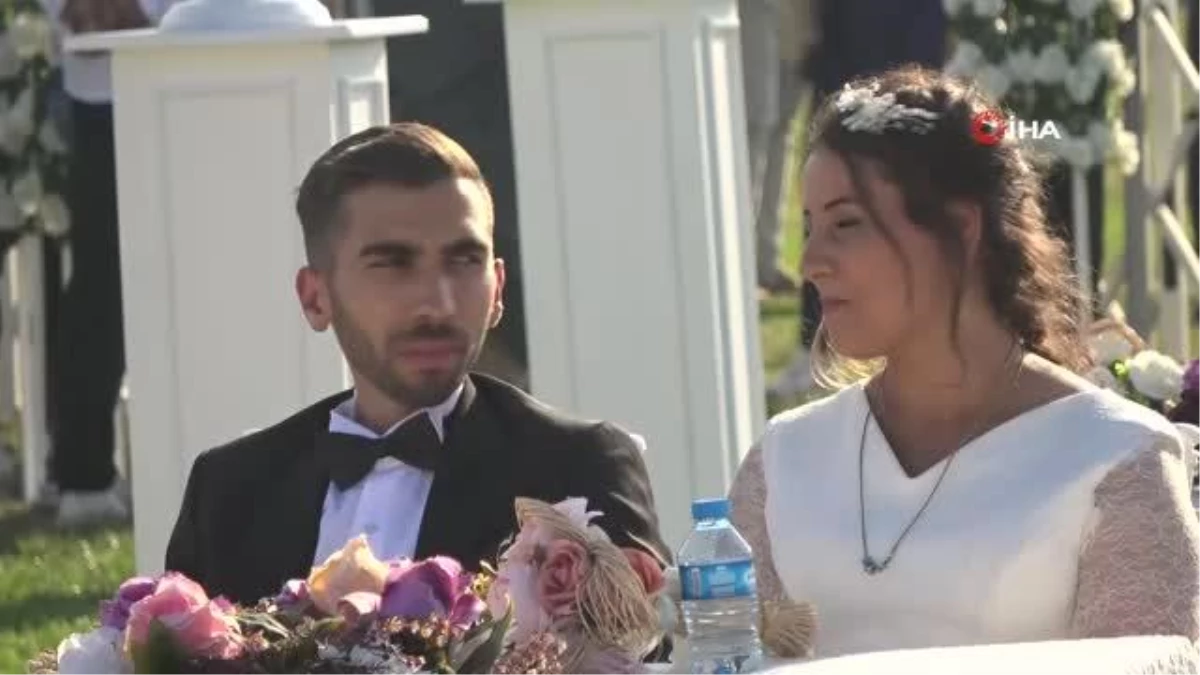Roman çiftler toplu nikah töreniyle dünya evine girdi