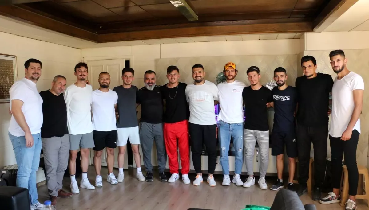 Yeşilçınarspor\'dan transfer harekatı