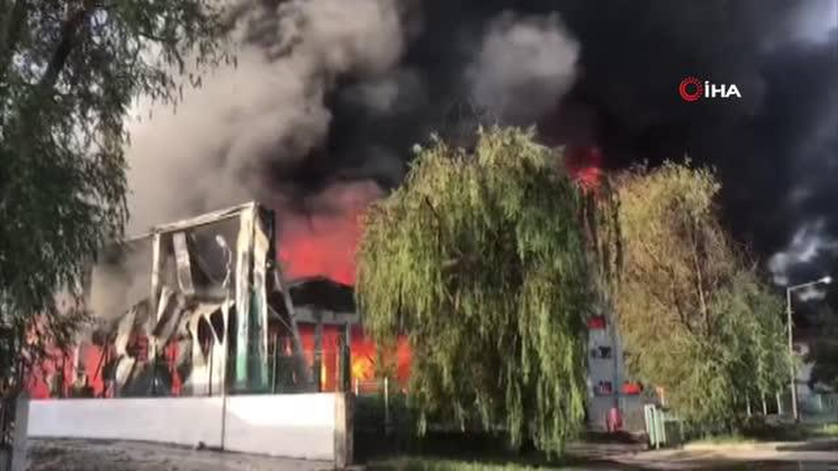 Kimyasal patlamanın yaşandığı fabrika, daha önce de yanarak yok olmuş