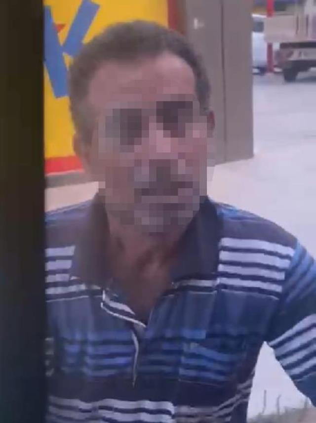 Ambulansın penceresine kafa atıp küfürler yağdıran şüpheli sağlık çalışanlarına dehşeti yaşattı Ambulansın penceresine kafa atıp küfürler yağdıran şüpheli sağlık çalışanlarına dehşeti yaşattı