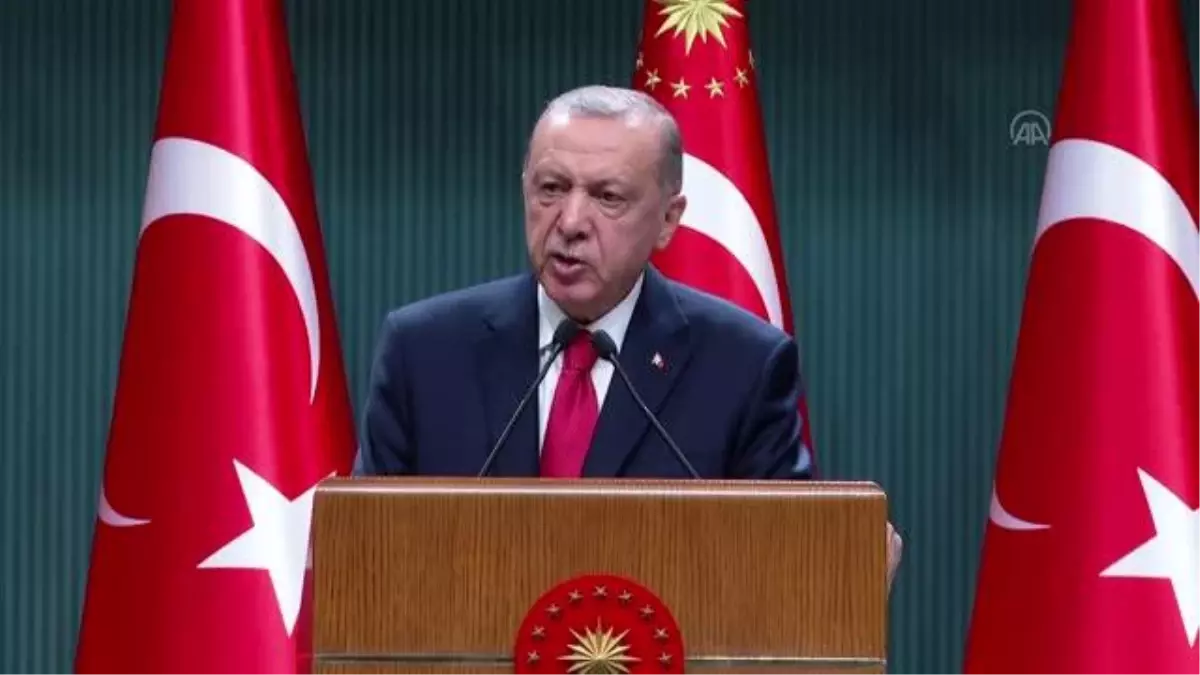 Cumhurbaşkanı Erdoğan: '2022'yi 47 milyon turist ve 37 milyar dolar turizm geliri ile hedeflerimizin üzerinde bir seviyede kapatacağız'