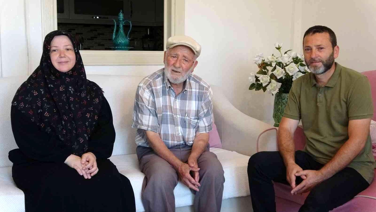 Cumhurbaşkanı Erdoğan\'ı evinde ağırlayan aile: "Onur duyduk, kendisini aileden biri gibi görüyoruz"