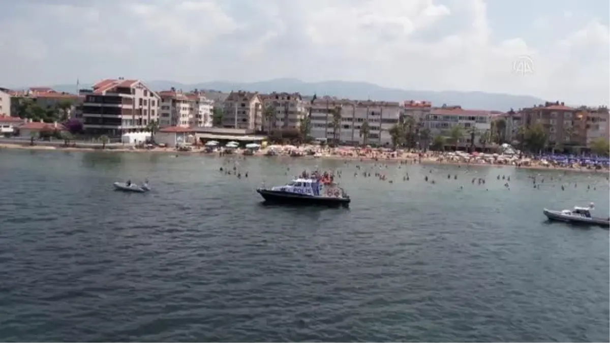 Yalova'da deniz polisi boğulma vakalarına karşı uyarılarda bulunuyor
