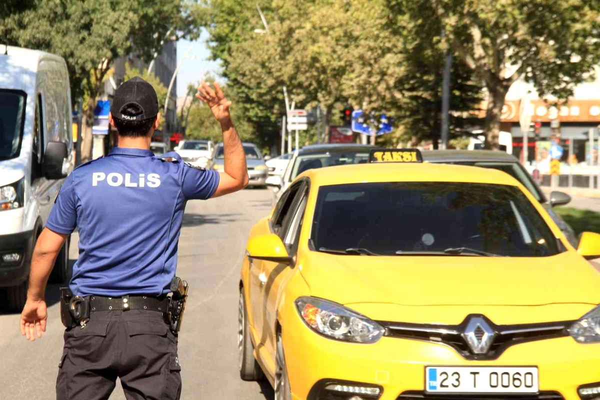 Elazığ\'da asayiş uygulamaları sürüyor