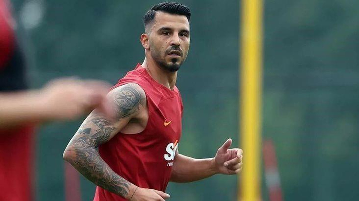 Galatasaray\'ın takımda düşünmediği Aytaç Kara\'ya Eyüpspor talip oldu