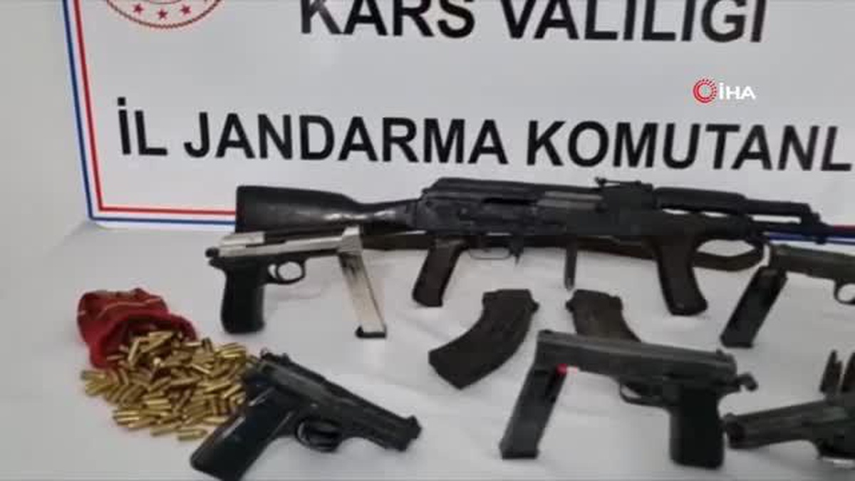 Kars\'ta jandarmadan \'Şafak\' operasyonu
