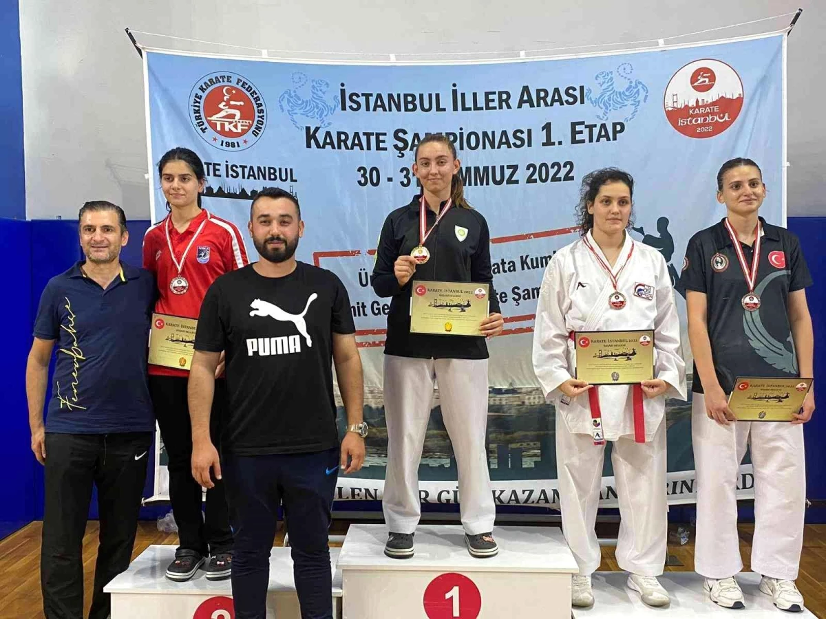Manisa BBSK\'lı karateciler İstanbul\'dan 5 madalya ile döndü