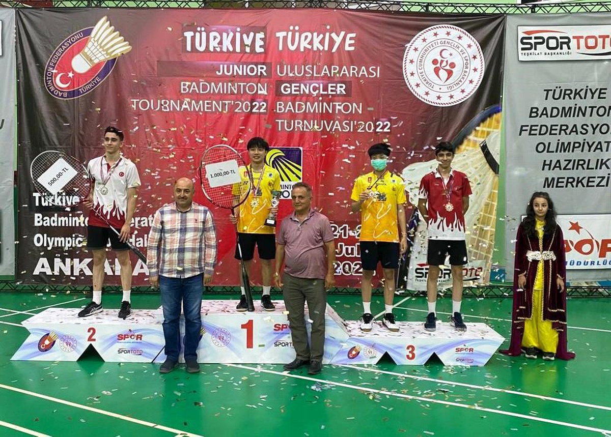 Osmangazili genç raket üçüncü oldu