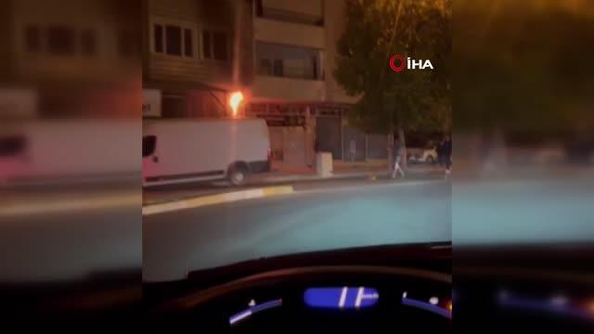 Patlayan elektrik kablolarına suyla müdahale ettiler